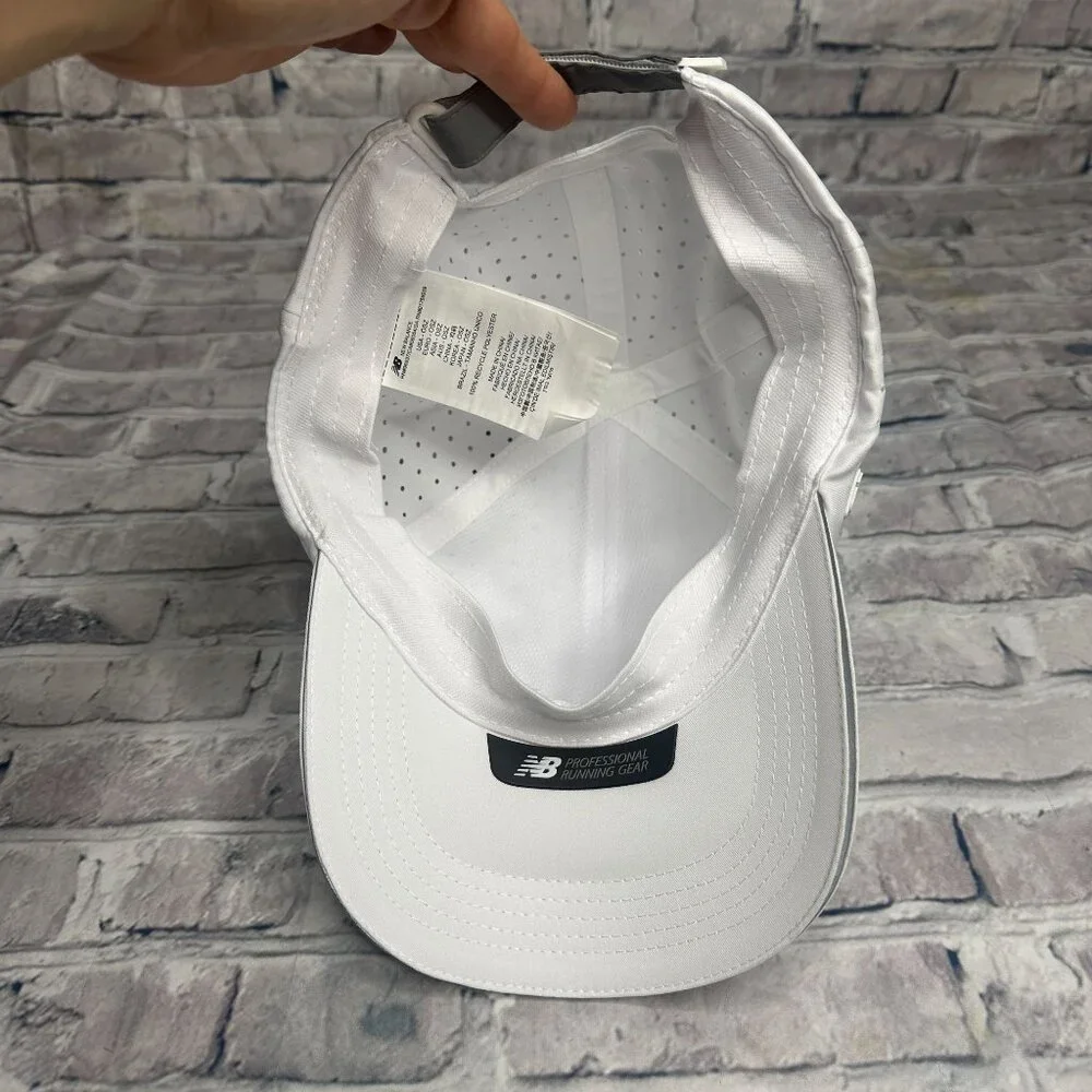 NWT New Balance Men's 6 Panel Pro Run Hat One Size (WHITE) (LAH41002)